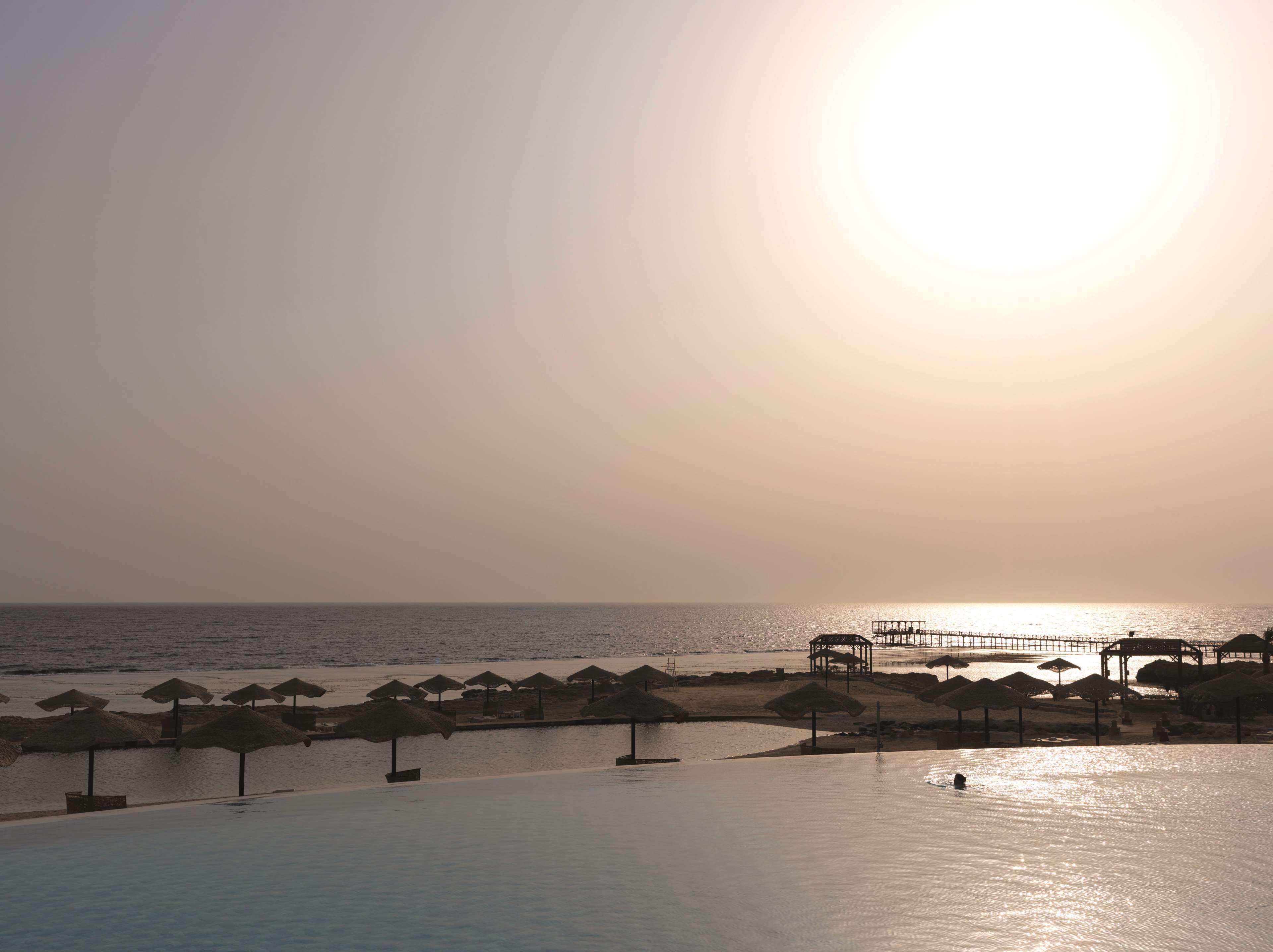 El Qoseir Radisson Blu Resort El Quseir מראה חיצוני תמונה